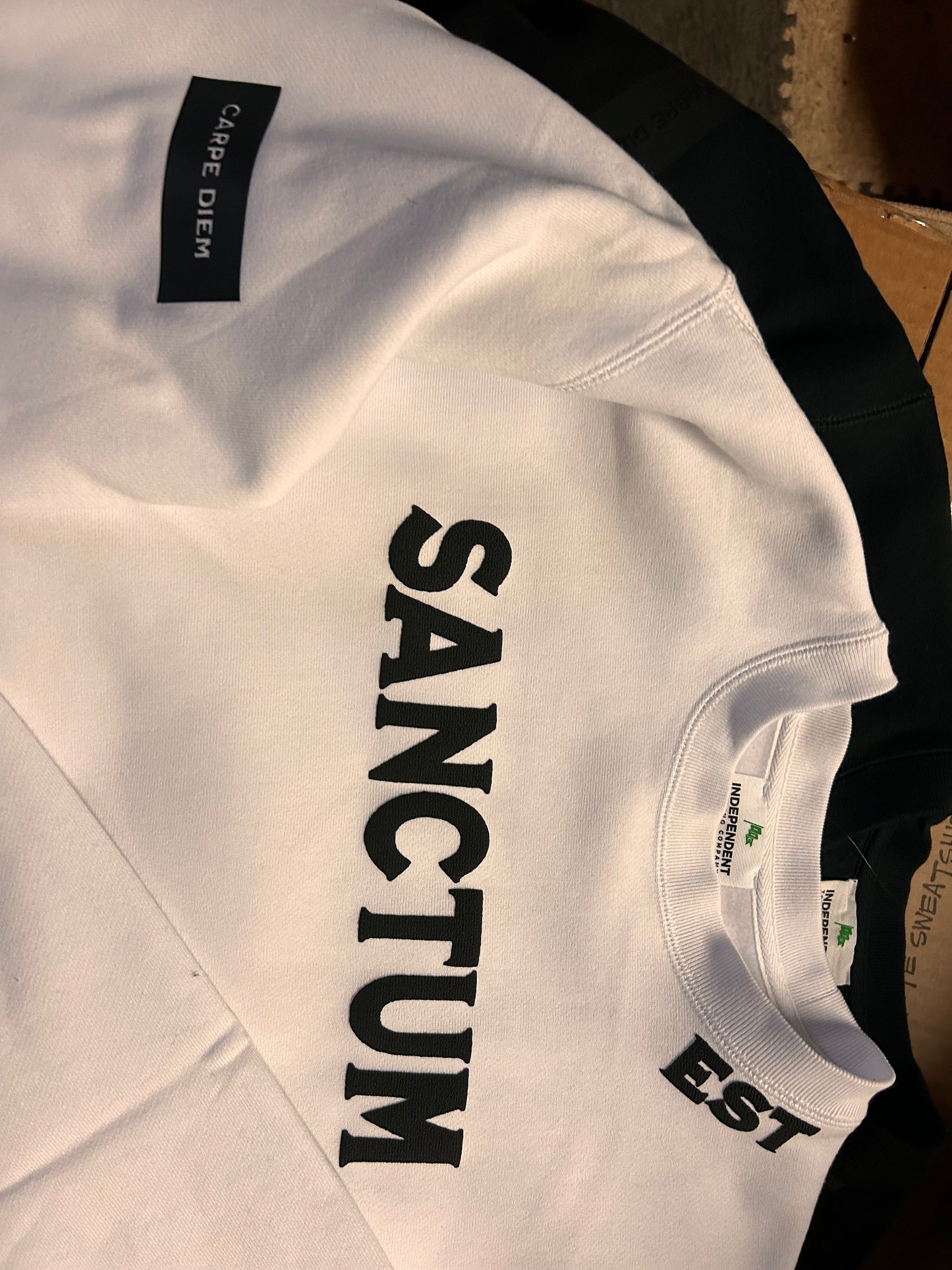Carpe Diem - Premium Crewneck